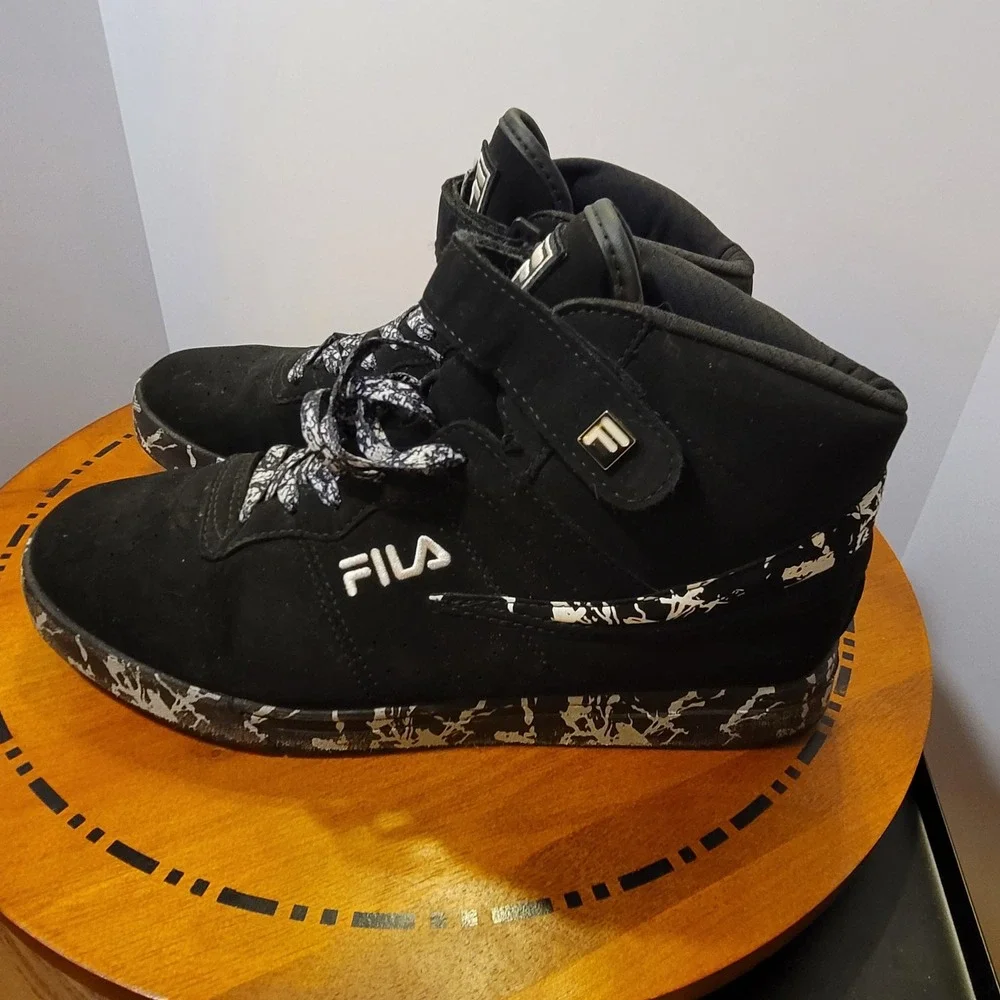 Fila vulc 13